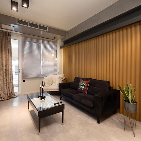 A Place 4U No6 - City Escape With Balcony Lounge & Open Living Space Atene Esterno foto