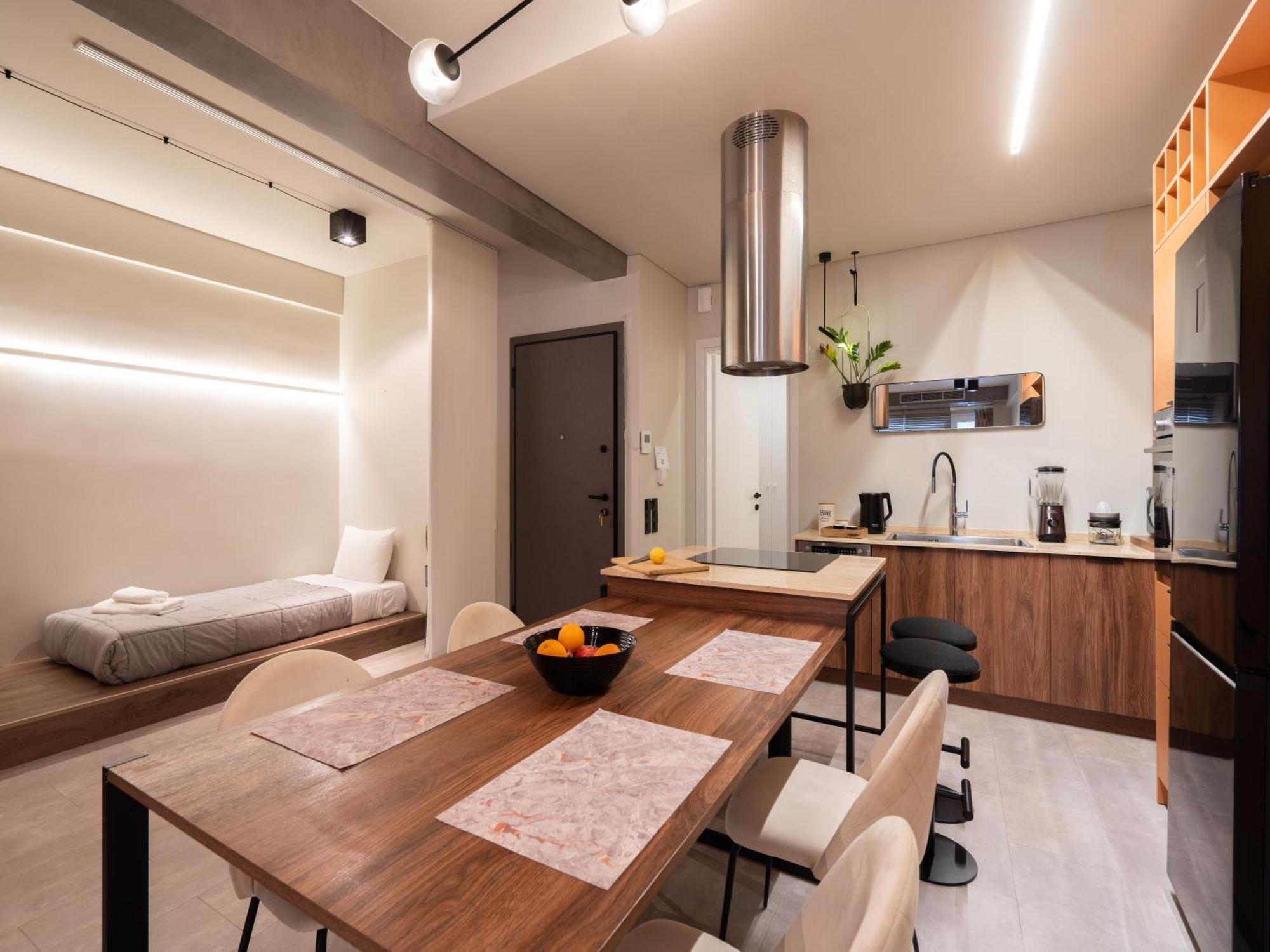 A Place 4U No6 - City Escape With Balcony Lounge & Open Living Space Atene Esterno foto