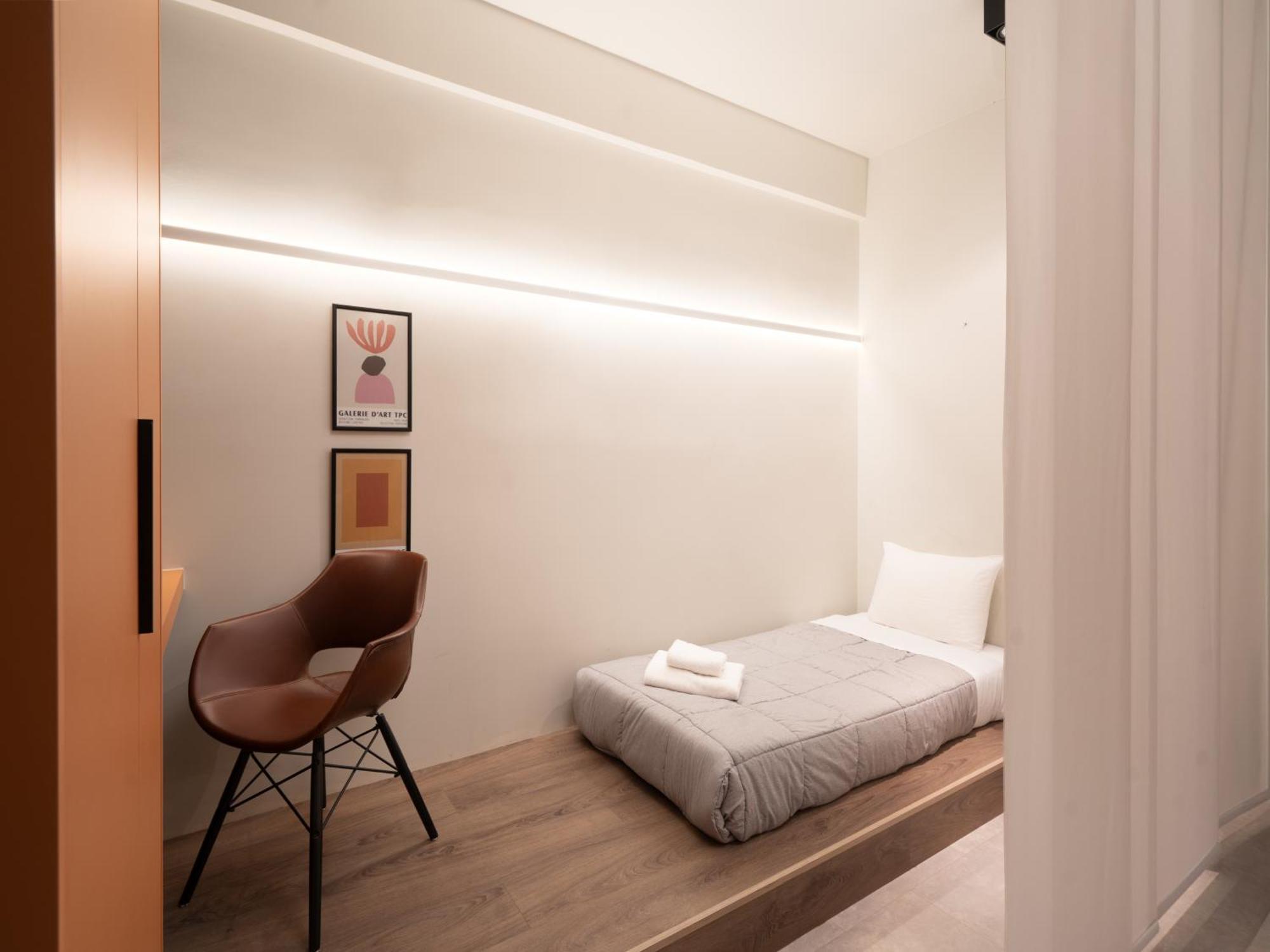 A Place 4U No6 - City Escape With Balcony Lounge & Open Living Space Atene Esterno foto